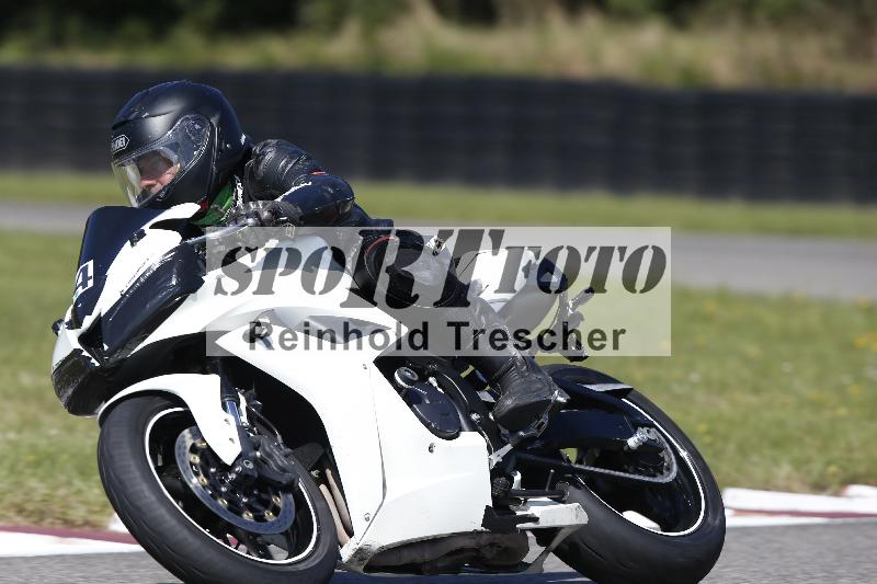 Archiv-2025/48 25.08.2025 Cornu Master School ADR/gruen-vert/4